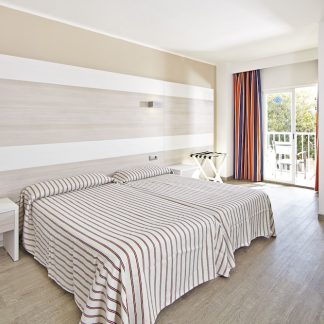 Ahoi! Urban Beach Hotel