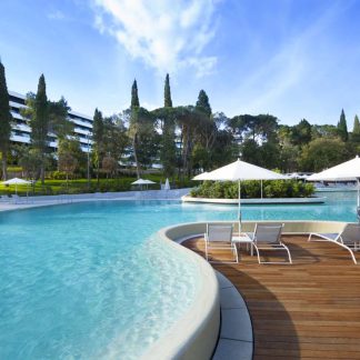 Lone Hotel by Maistra Collection